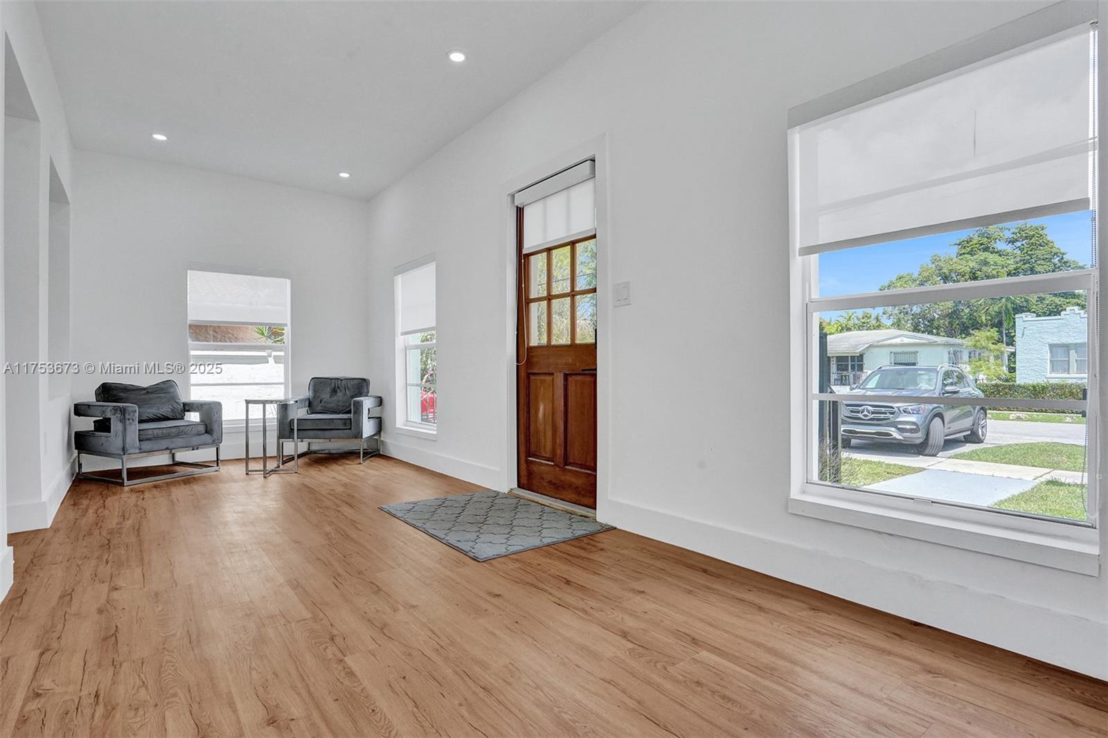 MCALLISTER TERR - Residential