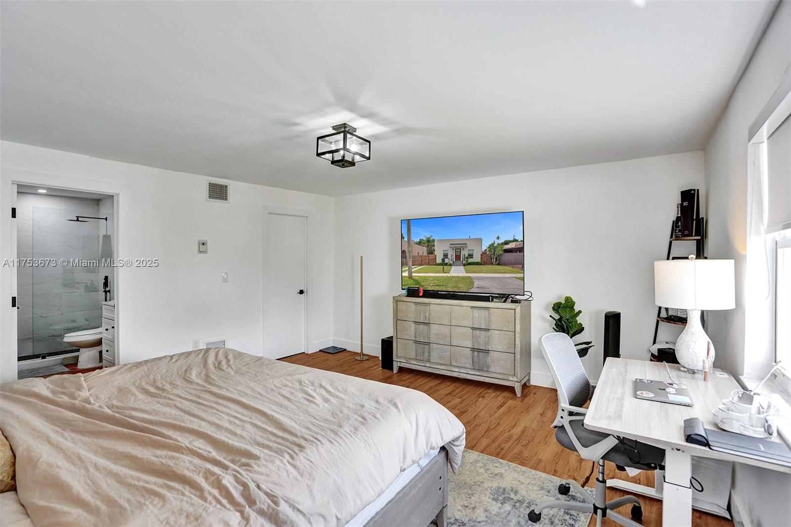 MCALLISTER TERR - Residential