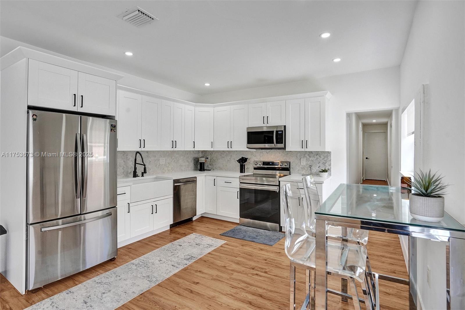MCALLISTER TERR - Residential