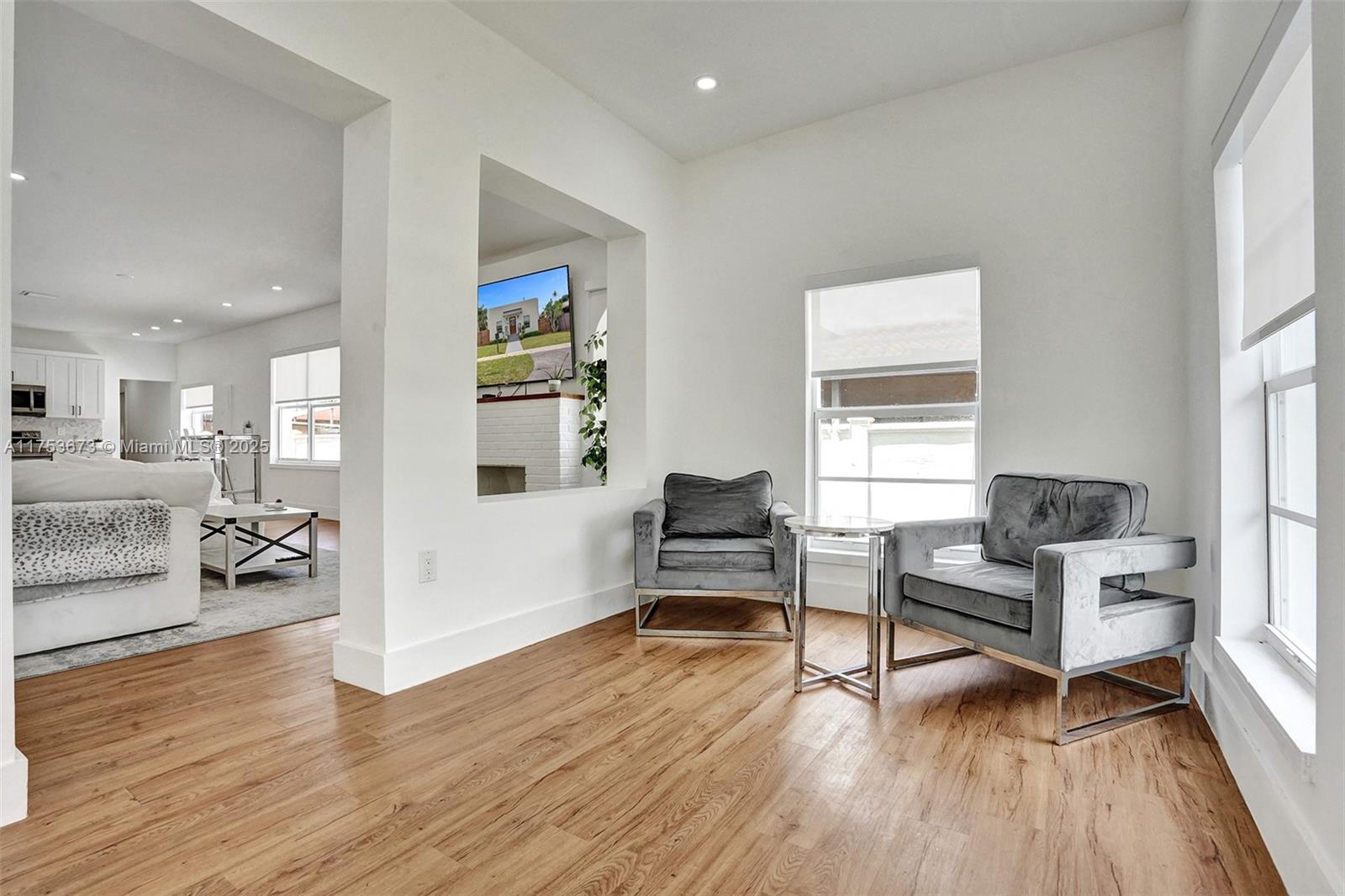 MCALLISTER TERR - Residential