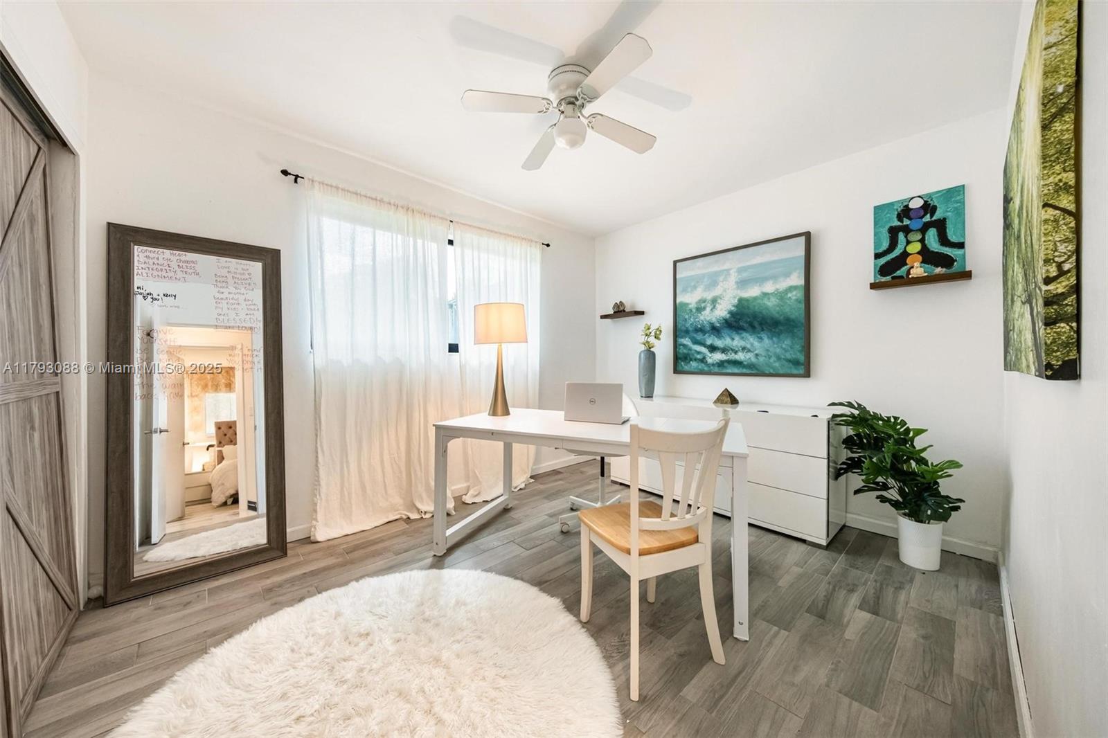 GLENDALE MANOR - Residential