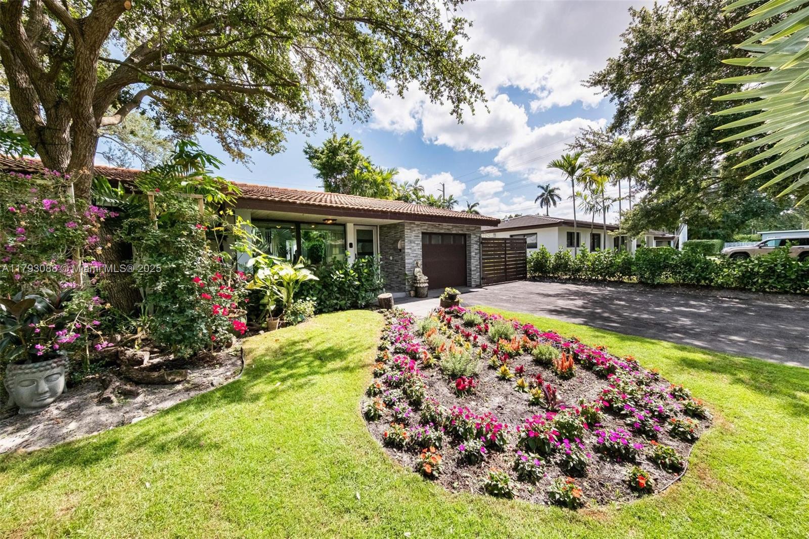 480 NW 88th Ter