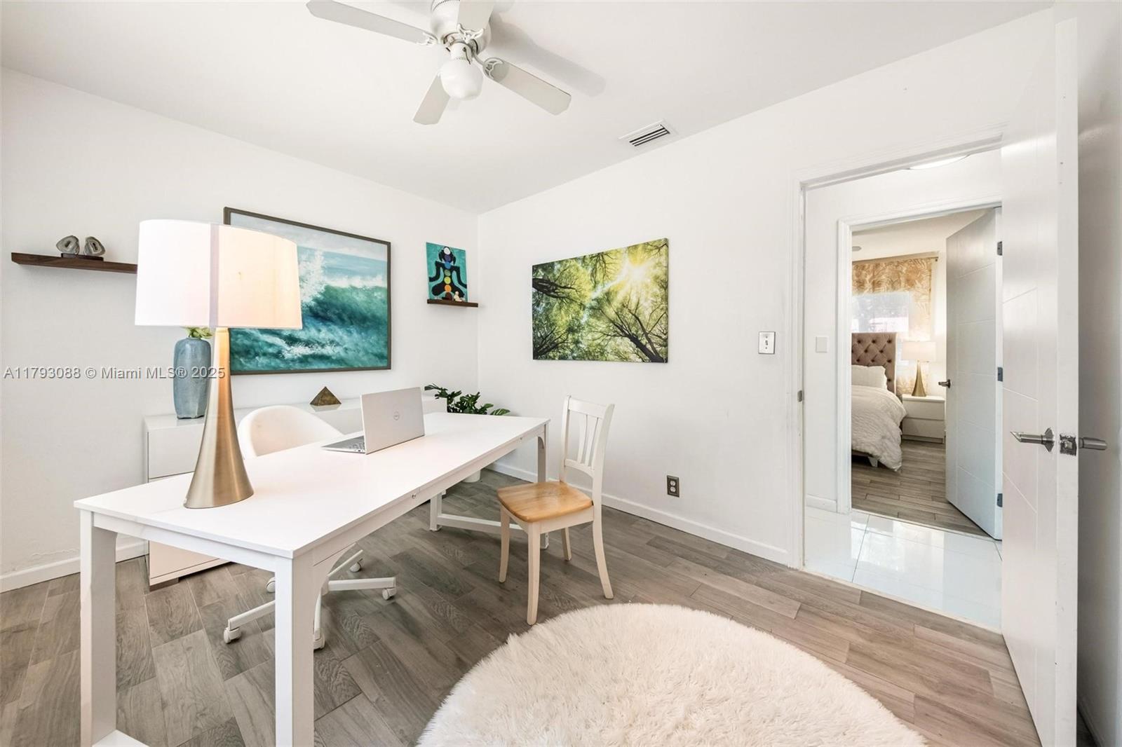 GLENDALE MANOR - Residential