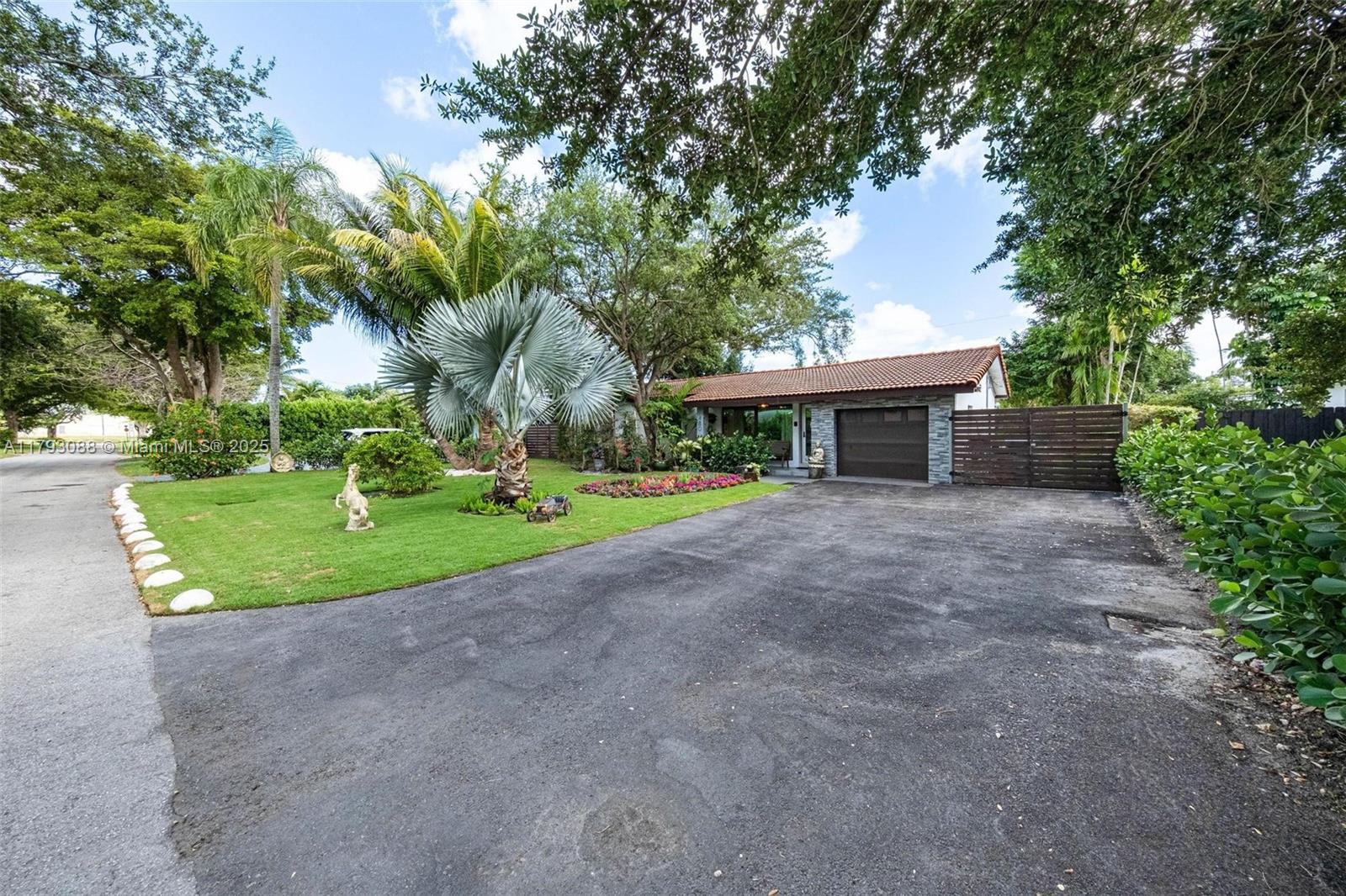 480 NW 88th Ter