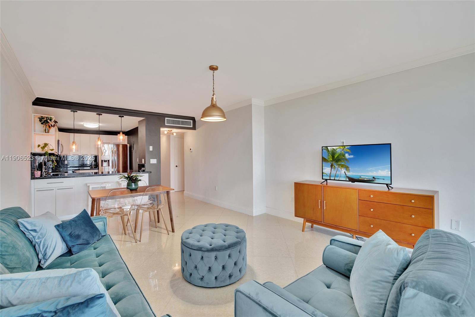 BONAVISTA CONDO - Residential Lease