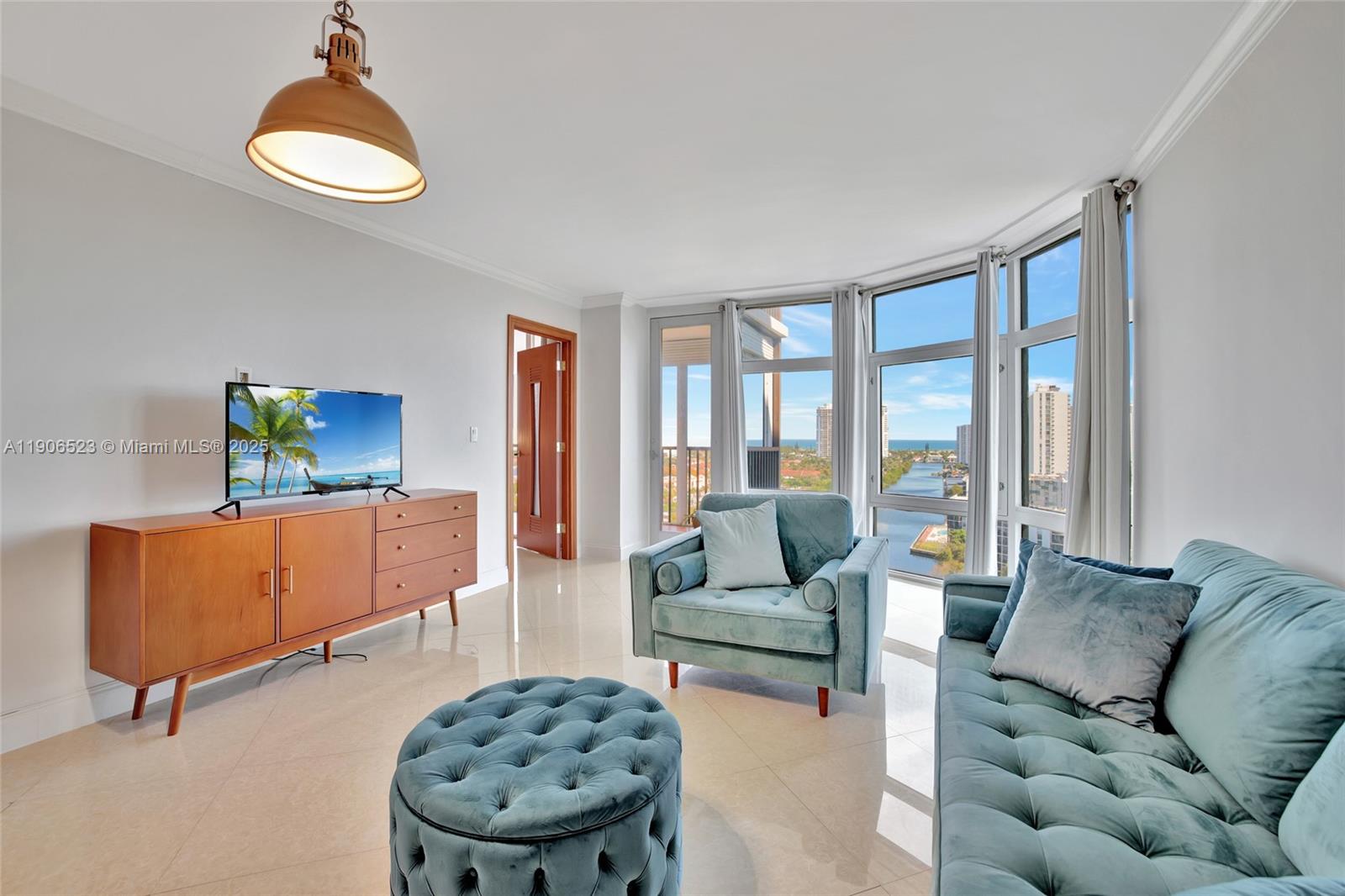 BONAVISTA CONDO - Residential Lease