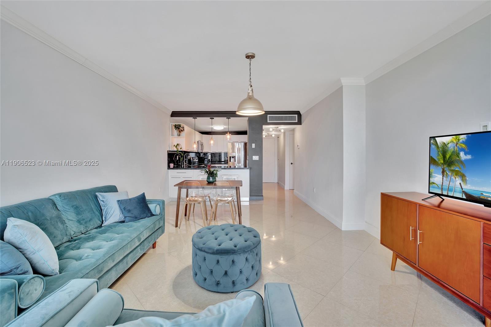 BONAVISTA CONDO - Residential Lease