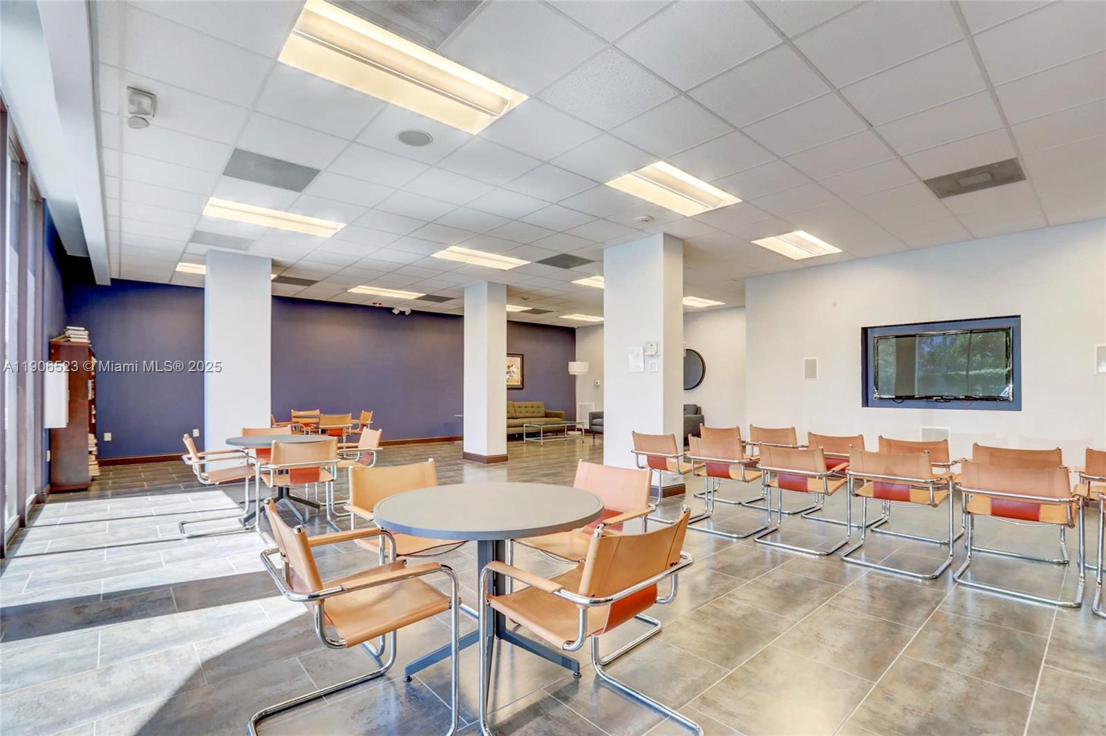 BONAVISTA CONDO - Residential Lease