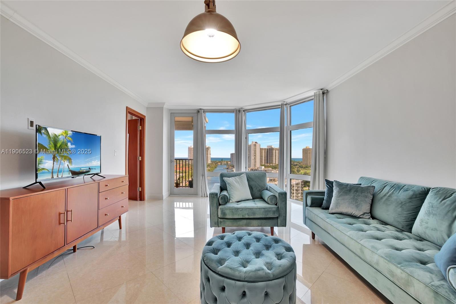 BONAVISTA CONDO - Residential Lease