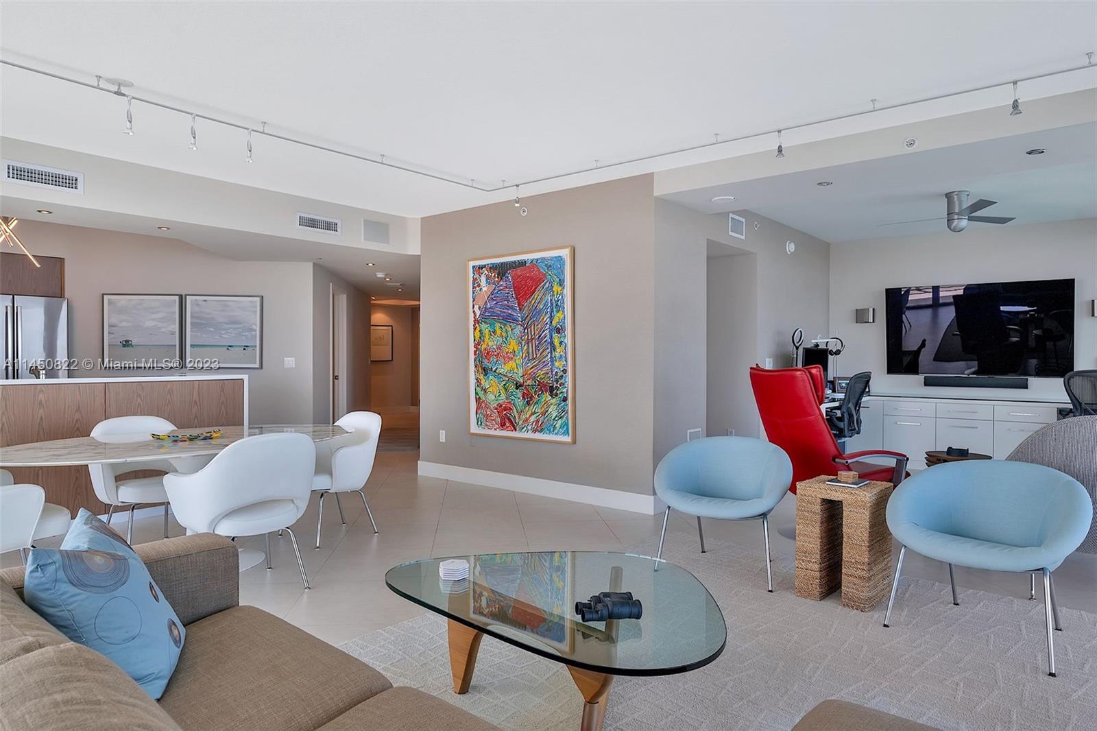 THE GRAND VENETIAN CONDO - Residential