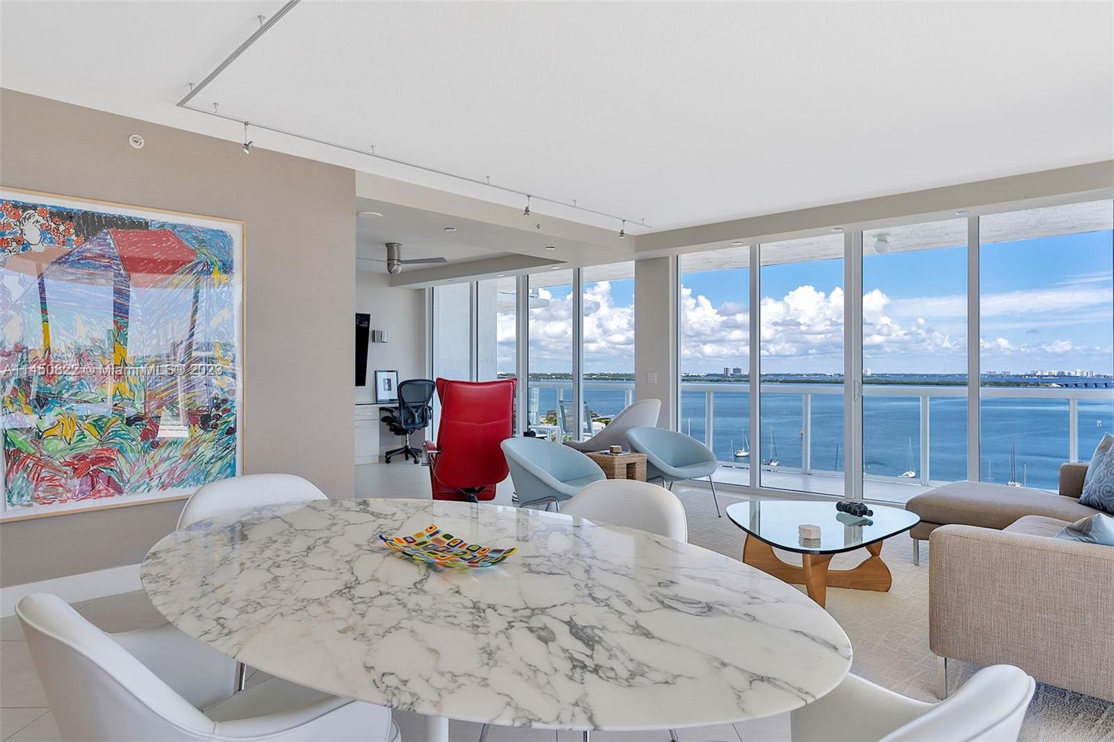 THE GRAND VENETIAN CONDO - Residential