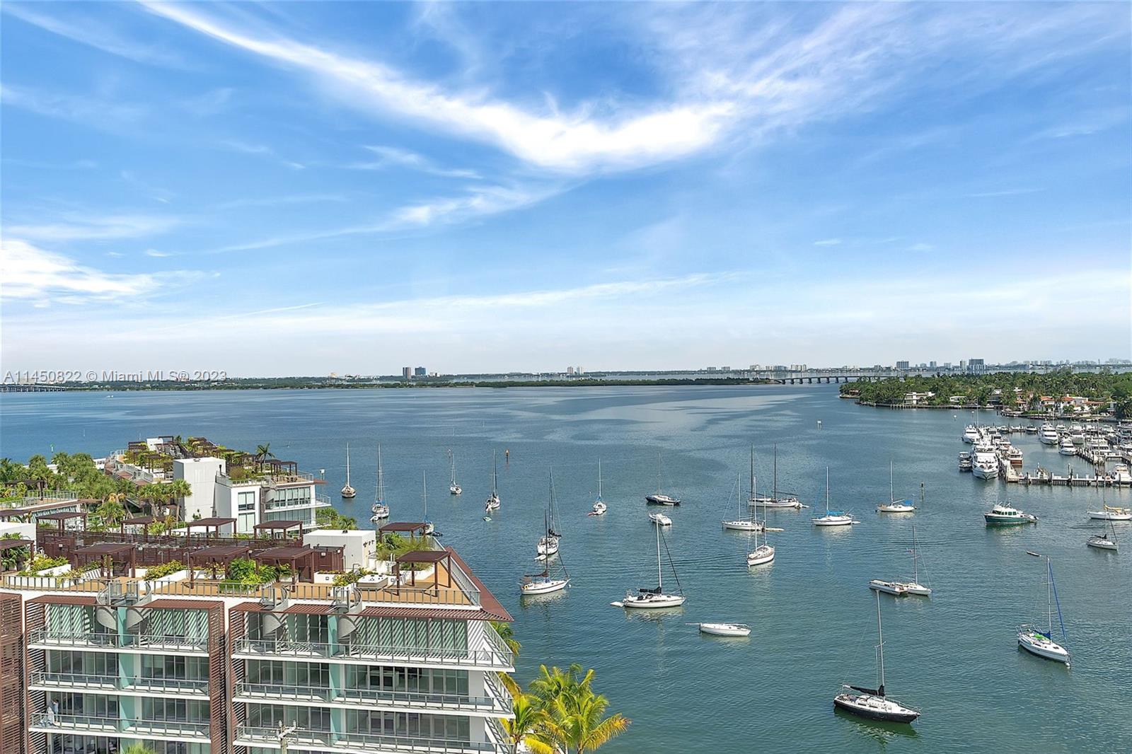 THE GRAND VENETIAN CONDO - Residential