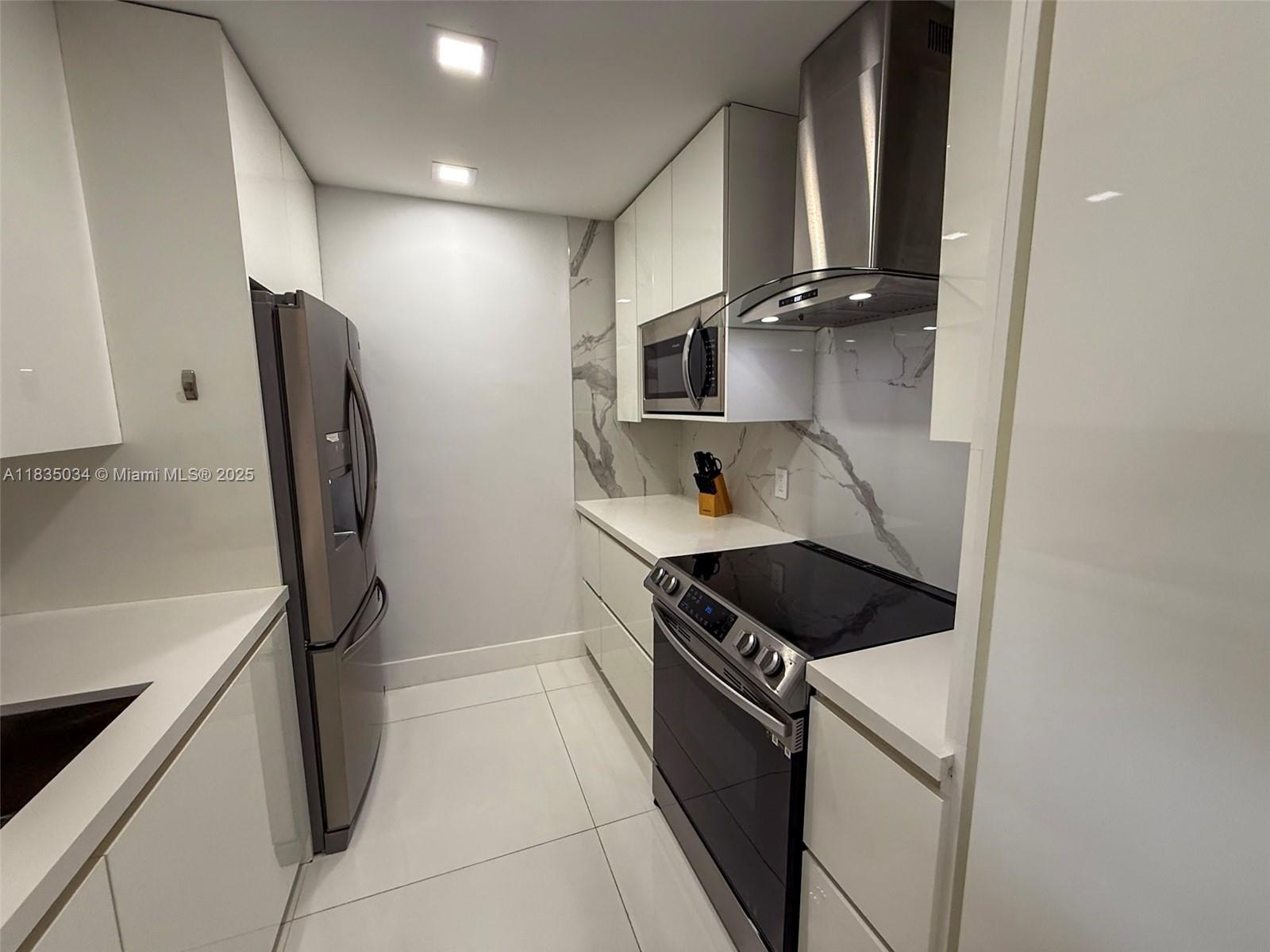 CORONADO CONDO- TOWER II - Residential