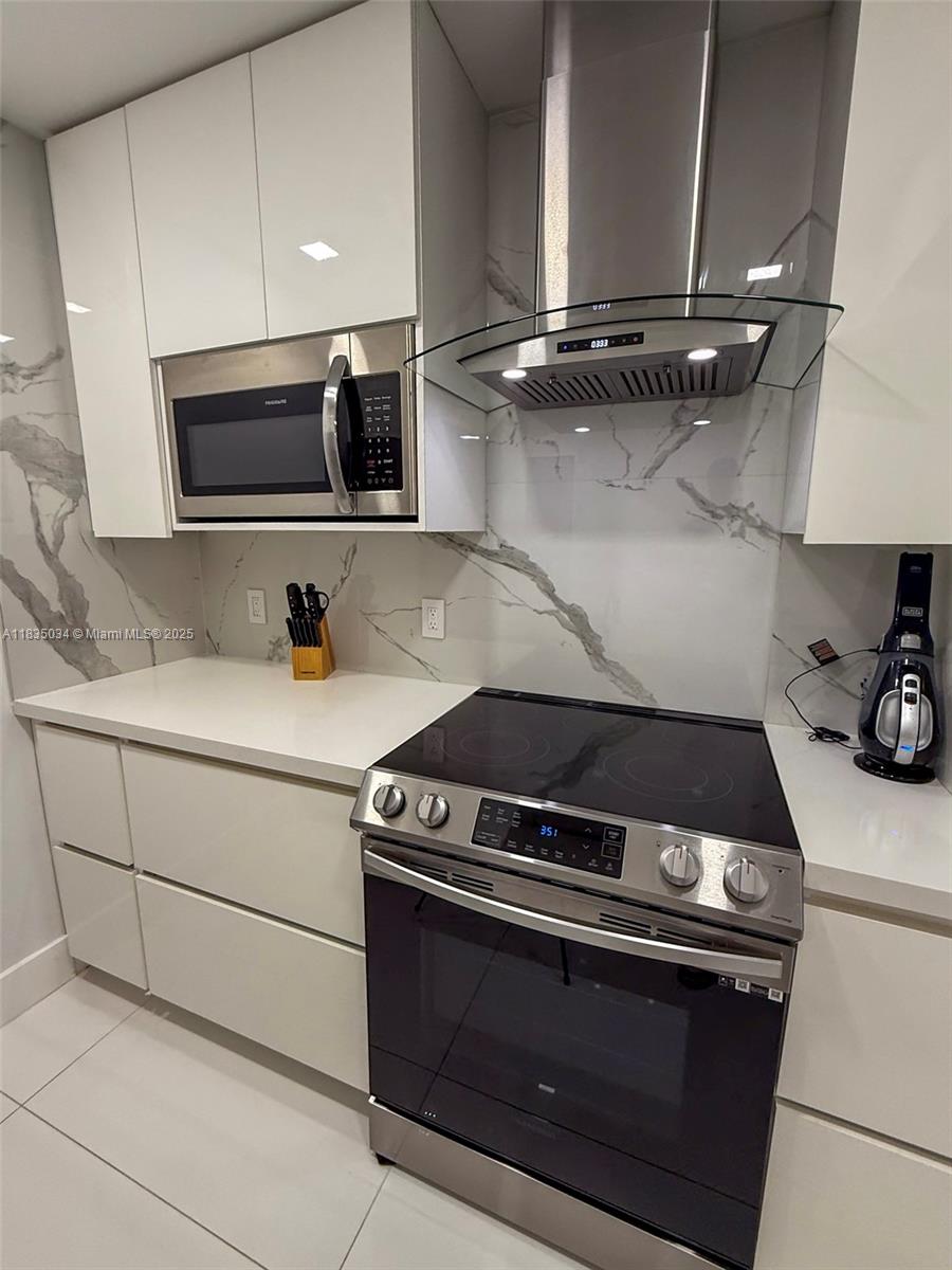 CORONADO CONDO- TOWER II - Residential