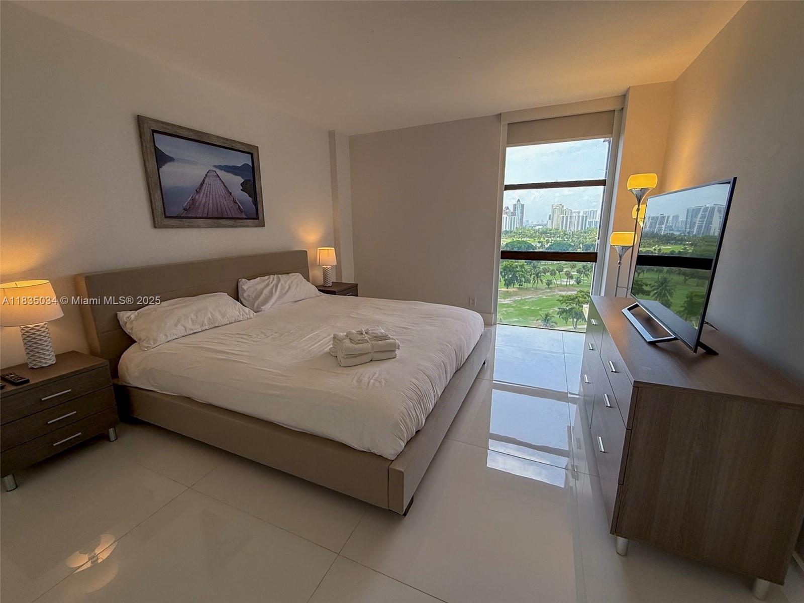 CORONADO CONDO- TOWER II - Residential