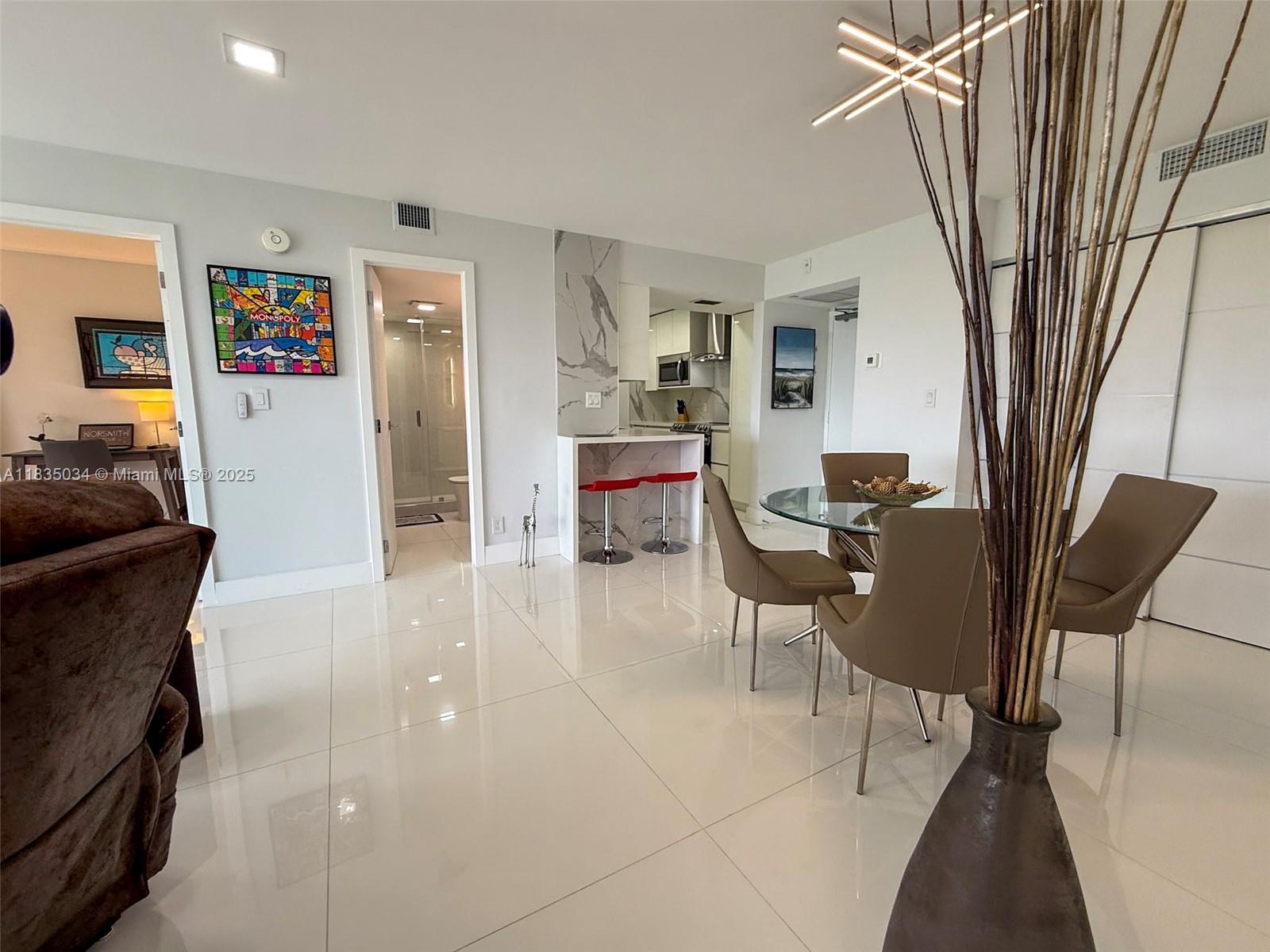 CORONADO CONDO- TOWER II - Residential