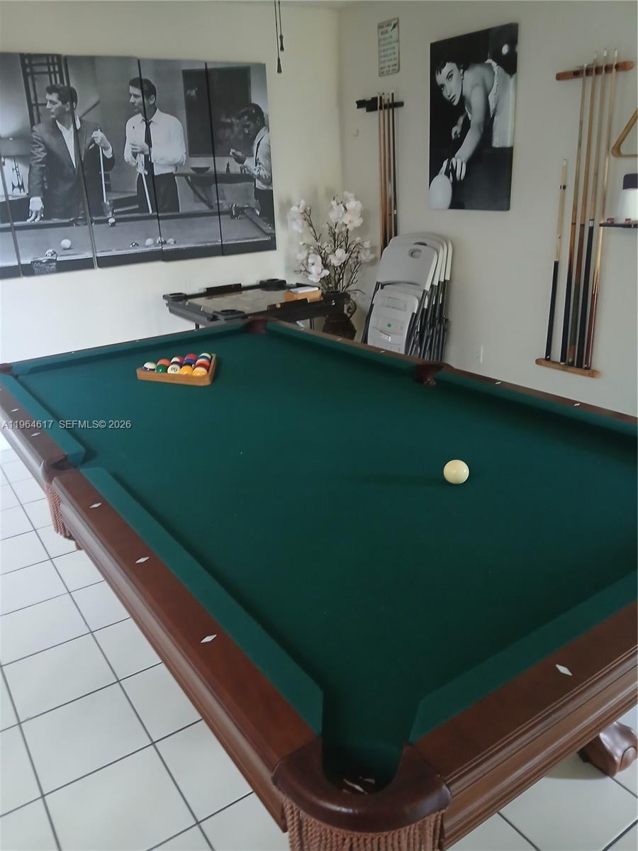 LAKES BY THE BAY SEC 6 - Residential