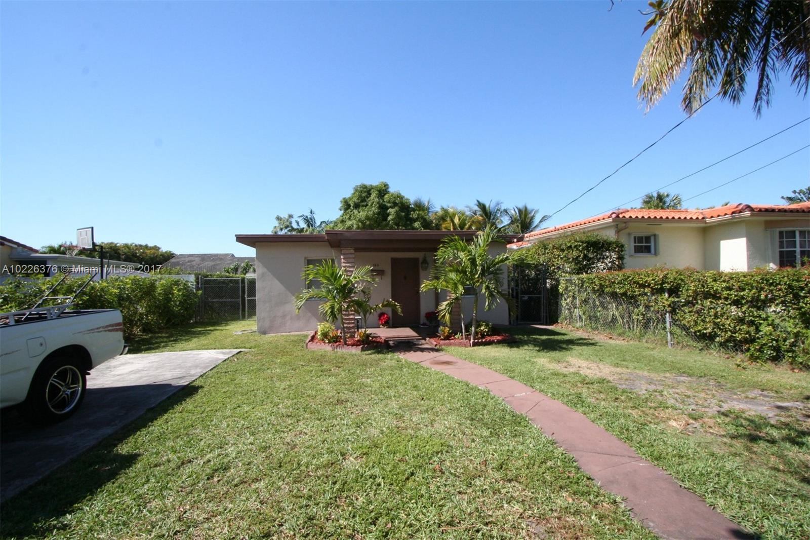 Hialeah Golf Course Add R - Residential Lease