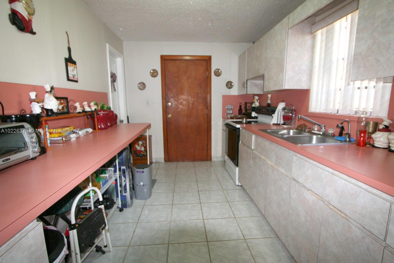 Hialeah Golf Course Add R - Residential Lease