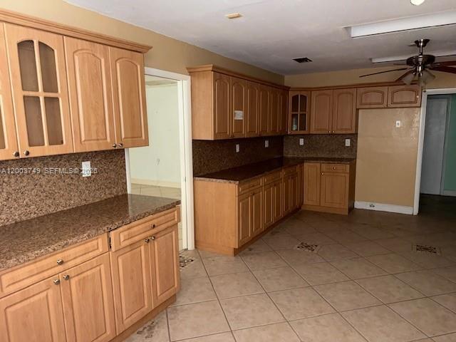 DOWNER PALMS DIV NO 1 - Residential