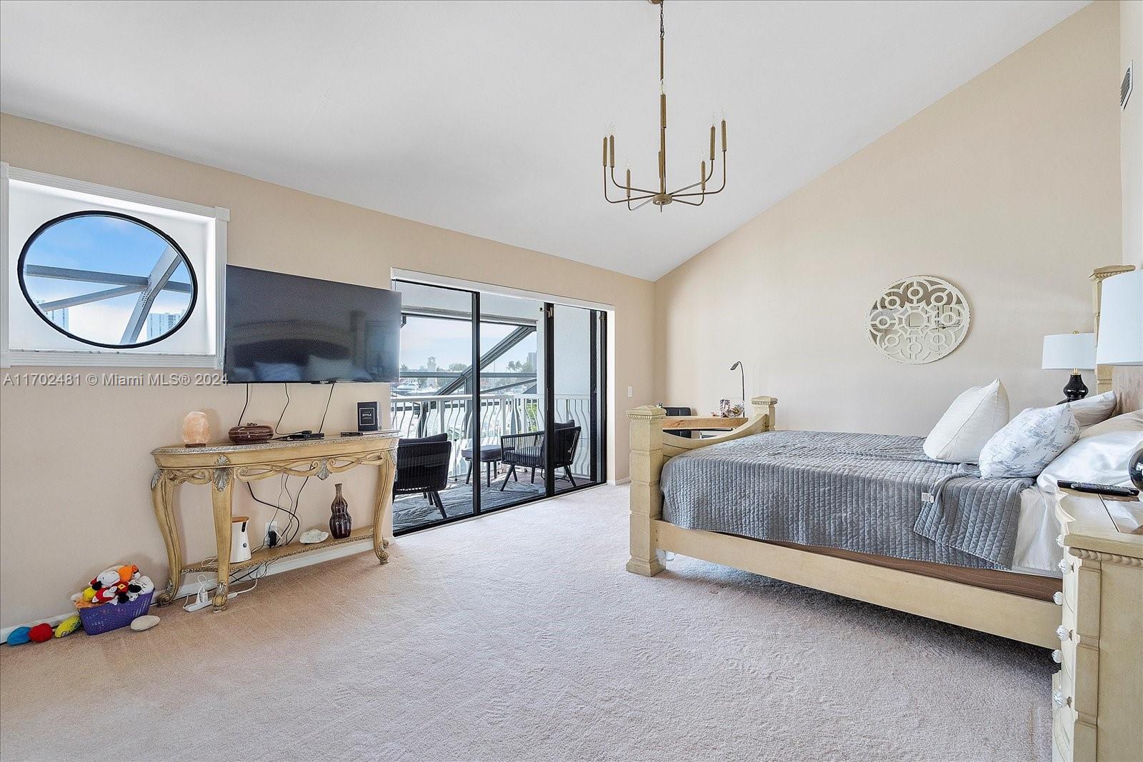 TOWNHOMES OF PORTSVIEW CO - Residential
