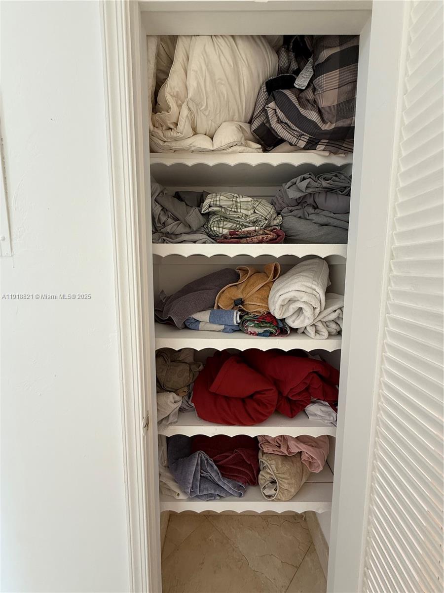 KNOB HILL SUB - Residential