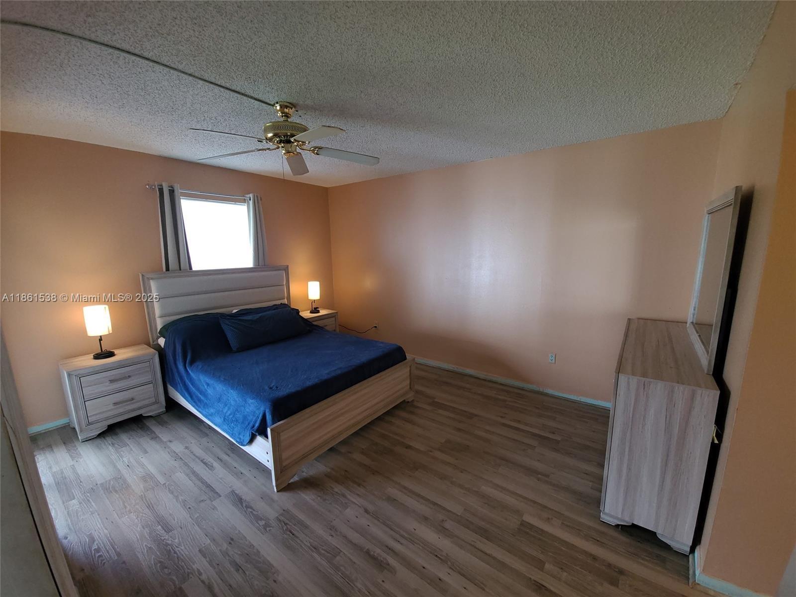 661 N University Dr 1-302