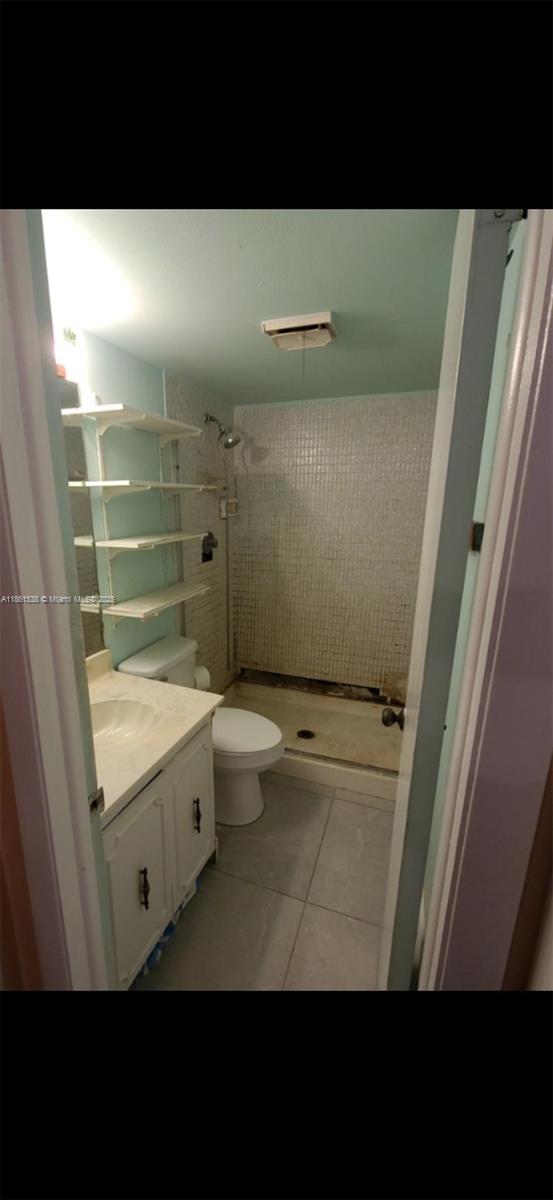 FRENCH VILLAS CONDO - Residential