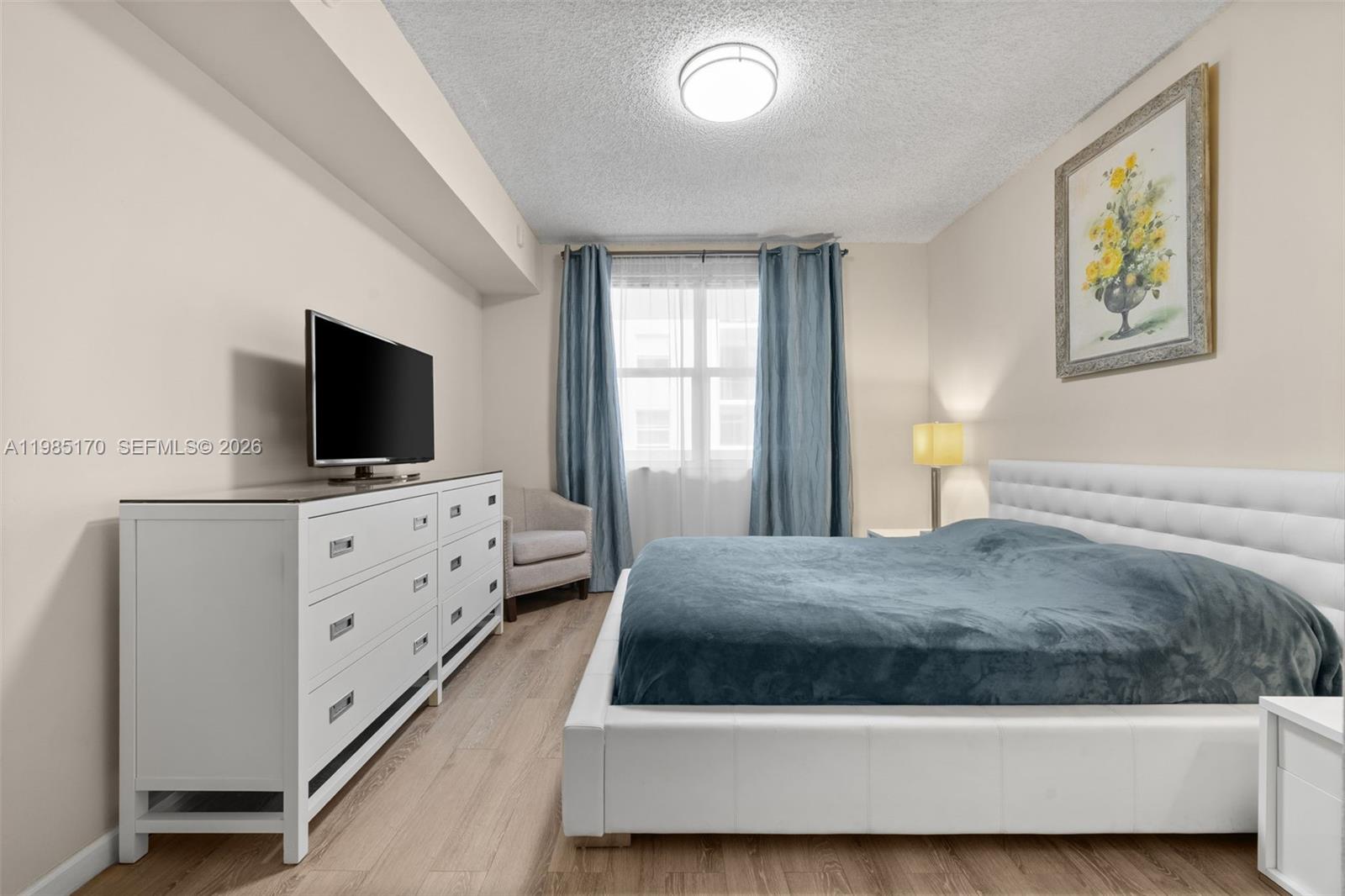 PORTO BELLAGIO CONDO - Residential Lease