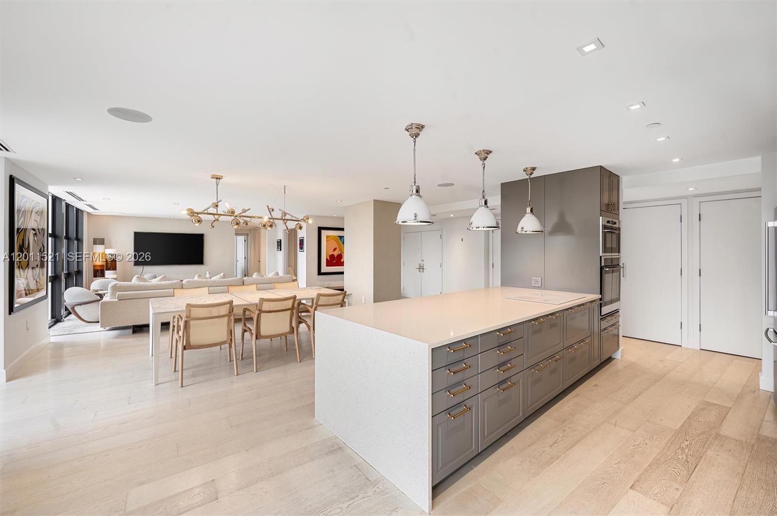 NINE ISLAND AVENUE CONDO - Residential