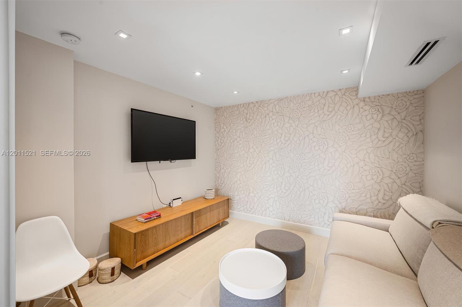 NINE ISLAND AVENUE CONDO - Residential