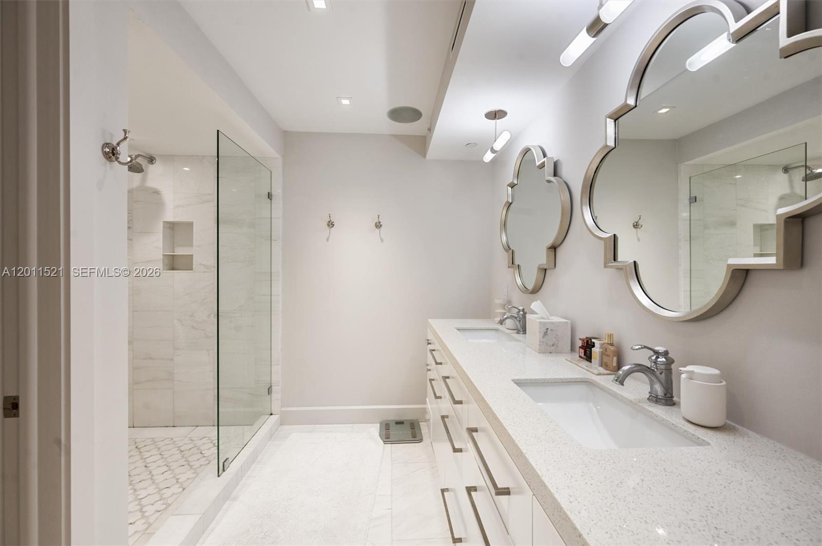 NINE ISLAND AVENUE CONDO - Residential