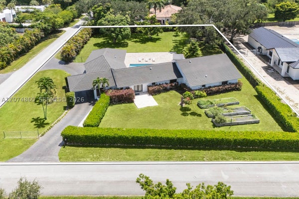 11601 SW 88TH AVE, MIAMI, FL 33176 - Image 4c5e1359cd38d527b8548004708ddce0/4218912839