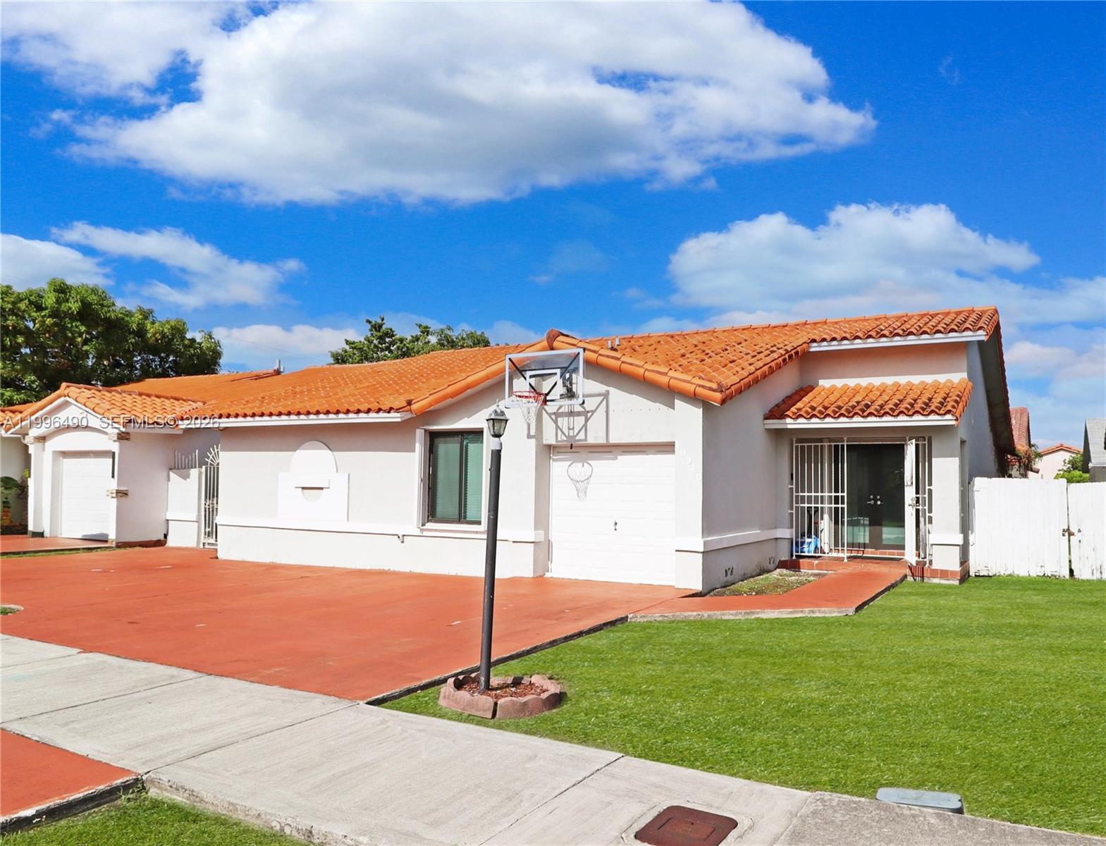 1ST ADDN TO WOODFIELD - Residential