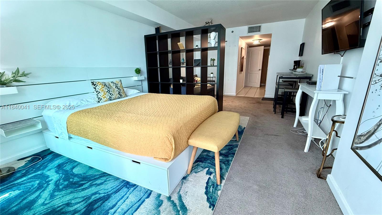 THE CLUB AT BRICKELL BAY - Residential