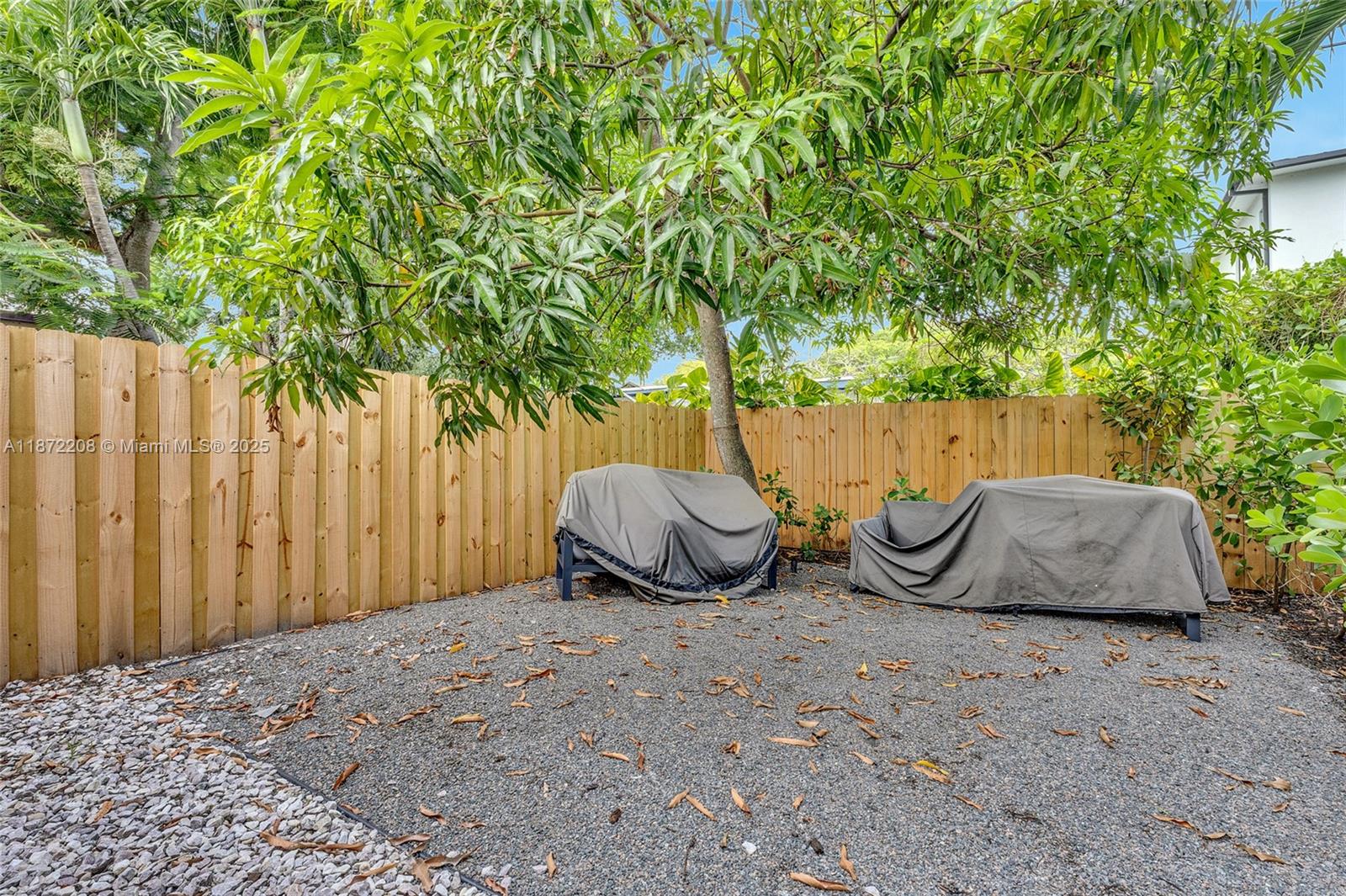 WAVERLY PLACE - Residential Lease