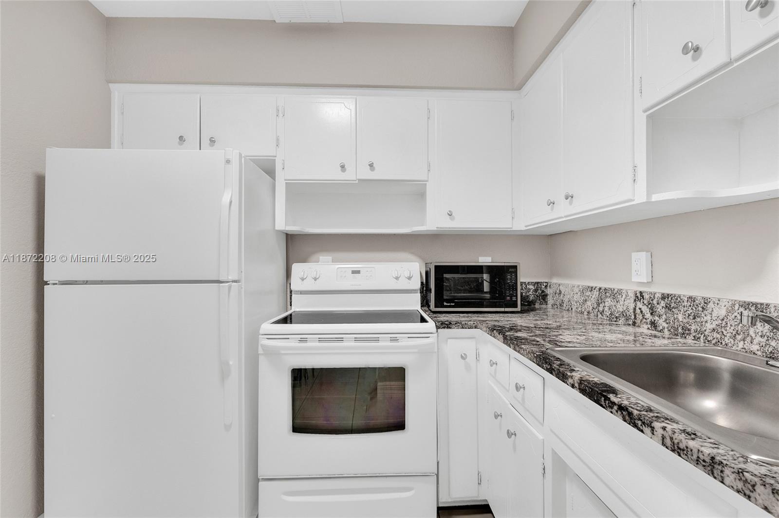 WAVERLY PLACE - Residential Lease