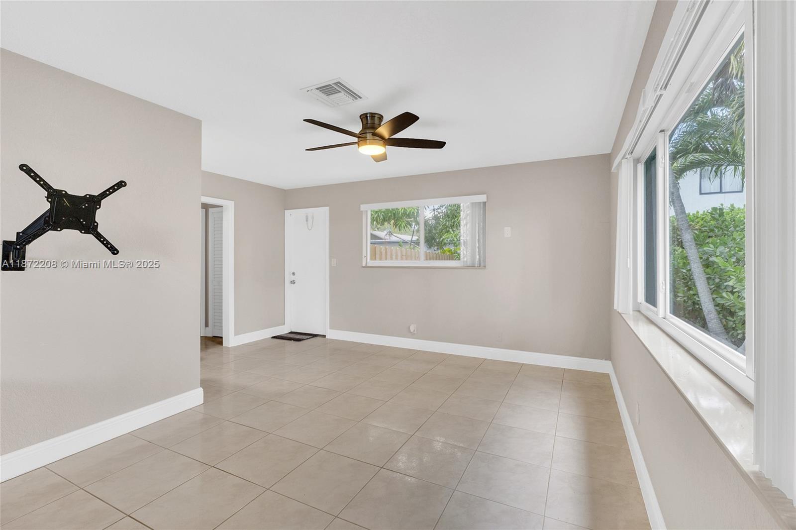 WAVERLY PLACE - Residential Lease