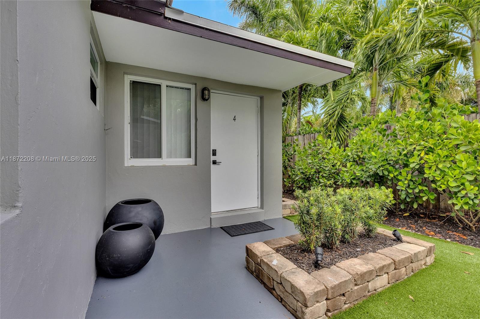 WAVERLY PLACE - Residential Lease