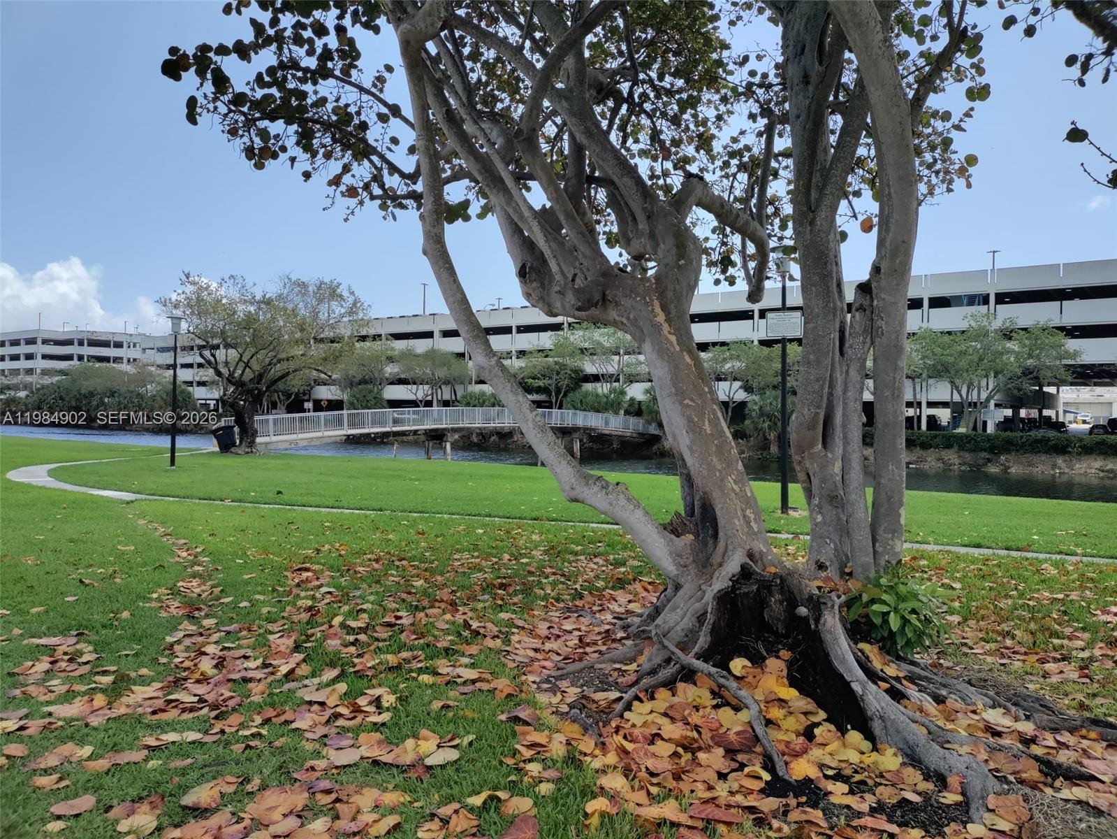 VILLAGE AT DADELAND CONDO - Residential