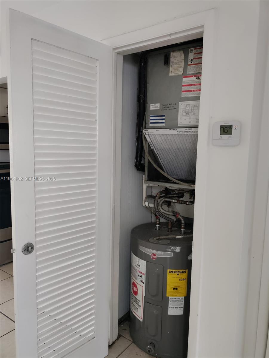 VILLAGE AT DADELAND CONDO - Residential