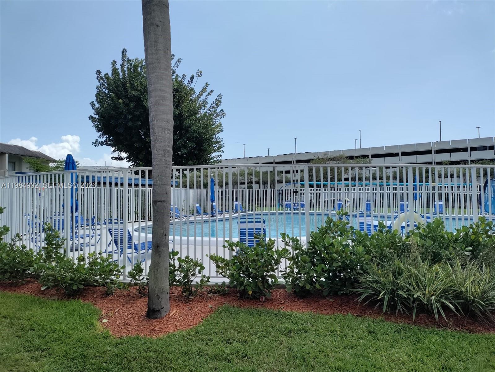 VILLAGE AT DADELAND CONDO - Residential