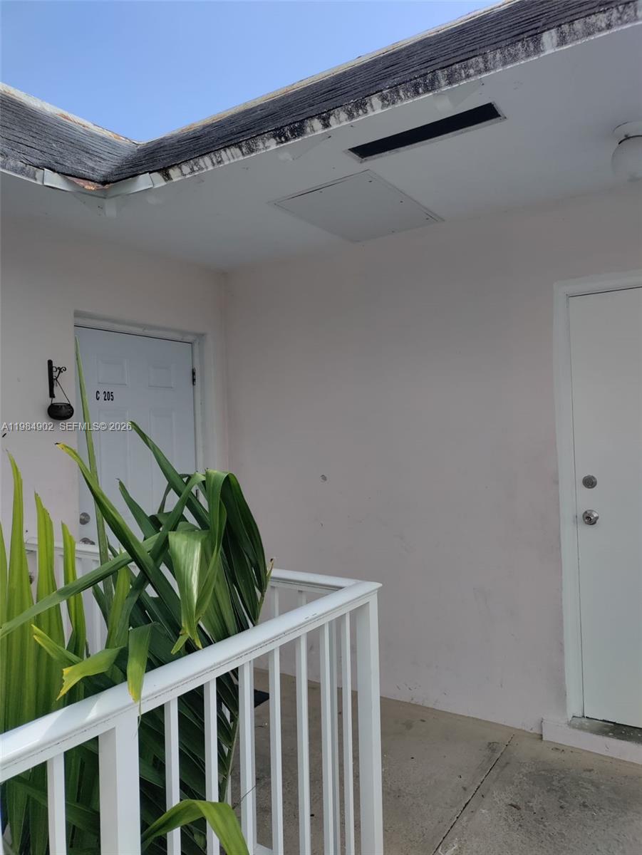 VILLAGE AT DADELAND CONDO - Residential