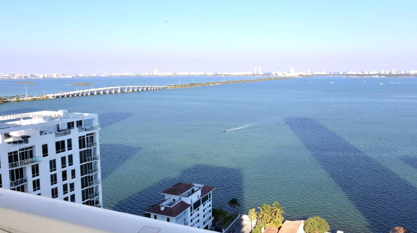 600 Ne 27th St 2605, Miami, Broward County, Florida - 3 Bedrooms  
3 Bathrooms - 