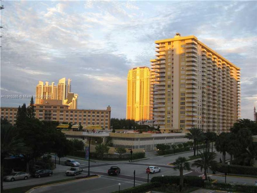 SPACIOUS APARTMENT 2/2. BUILDING LOCATED IN THE HEART OF SUNNY ISLES BEACH. CLOSE TO ALL SHOPPING, PLACES OF WORSHIP AND SO MUCH MORE.