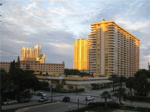 231 174th ST 320 Sunny Isles Beach FL 33160