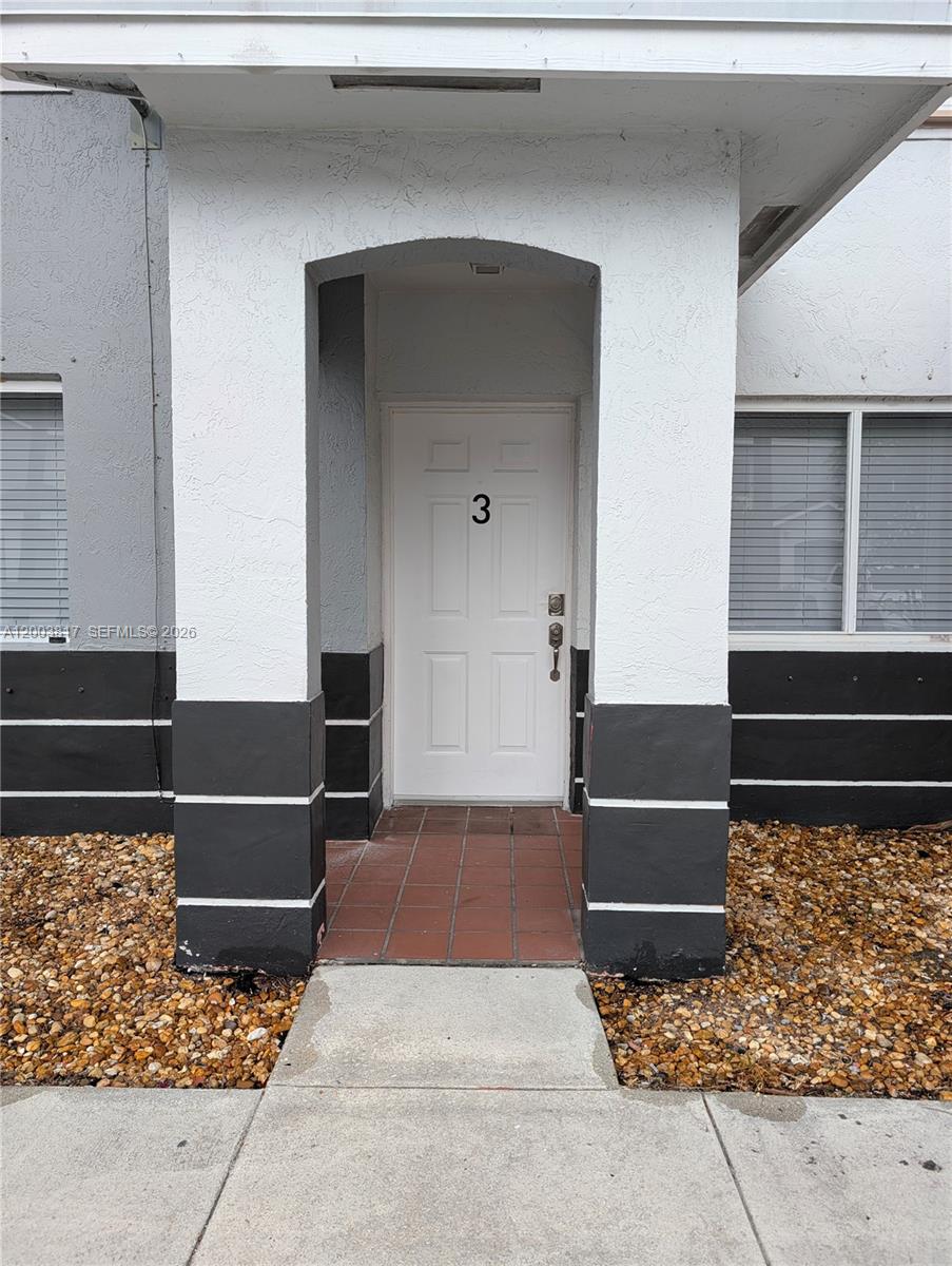 IMAGES OF KENDALL CONDO - Residential