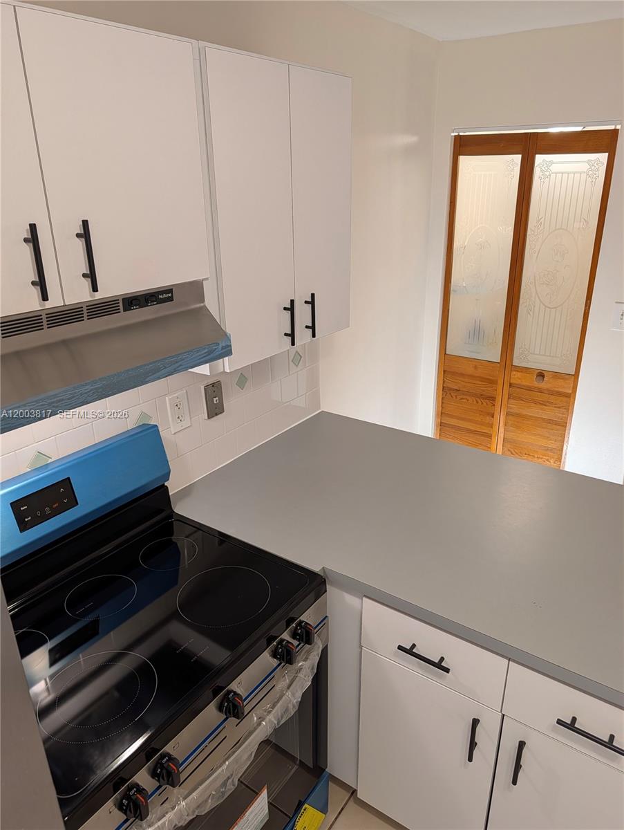 IMAGES OF KENDALL CONDO - Residential