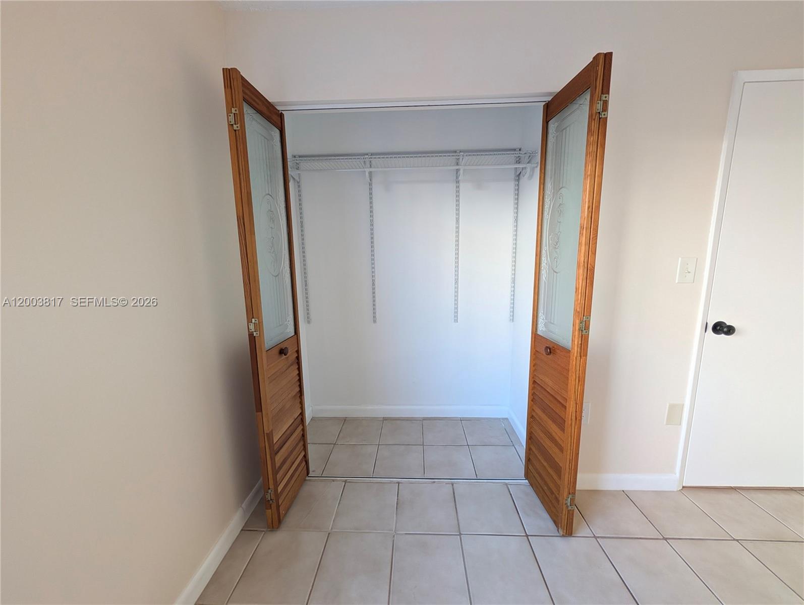 IMAGES OF KENDALL CONDO - Residential