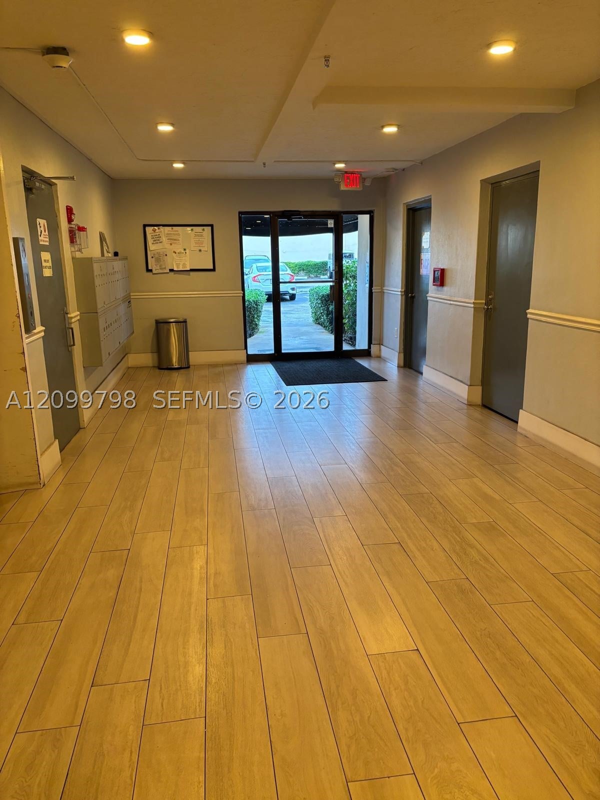 9022 NE 8th Ave 3R